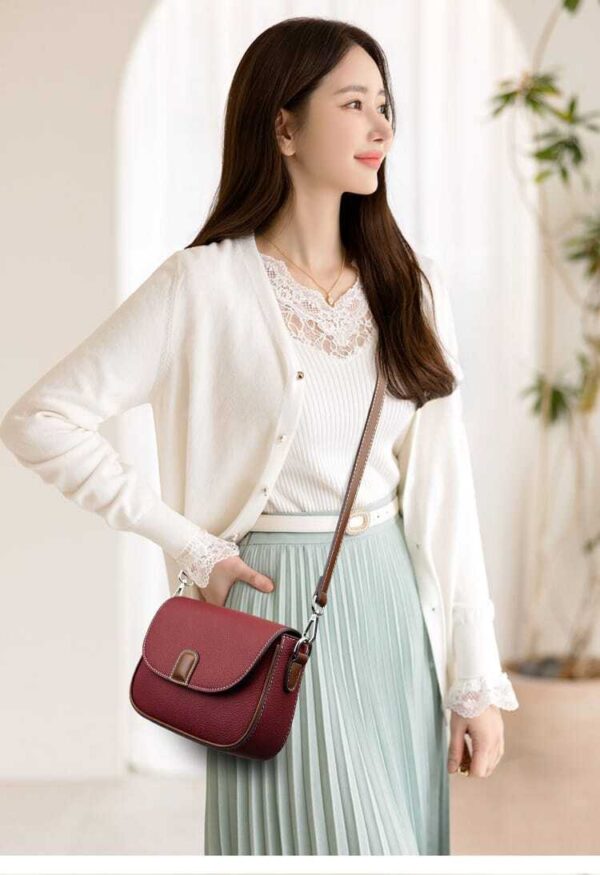 Women Fashion Crossbody Handbags Bags (Maroon Color)